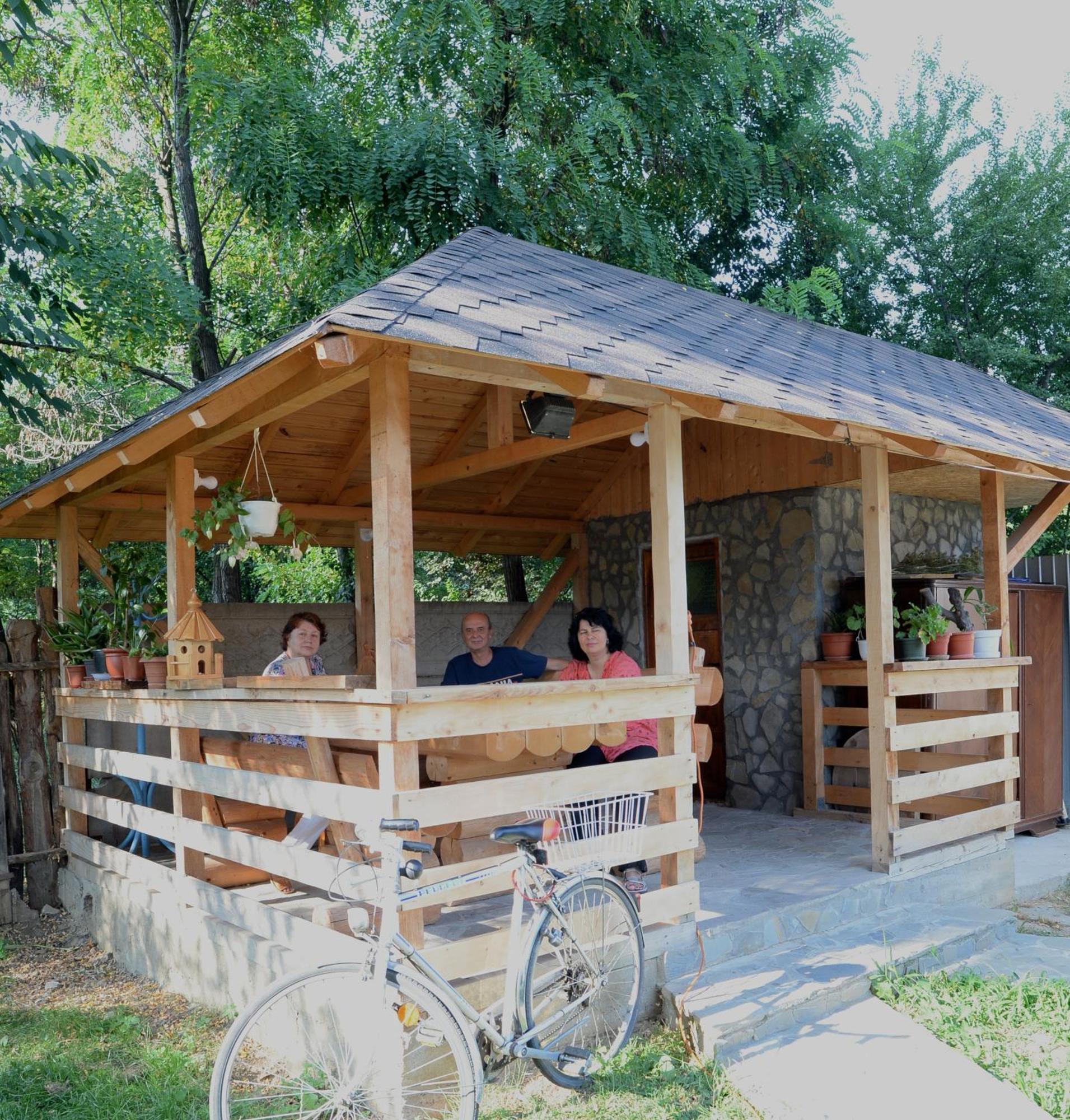 Vila Madudu Vălenii de Munte Exteriör bild