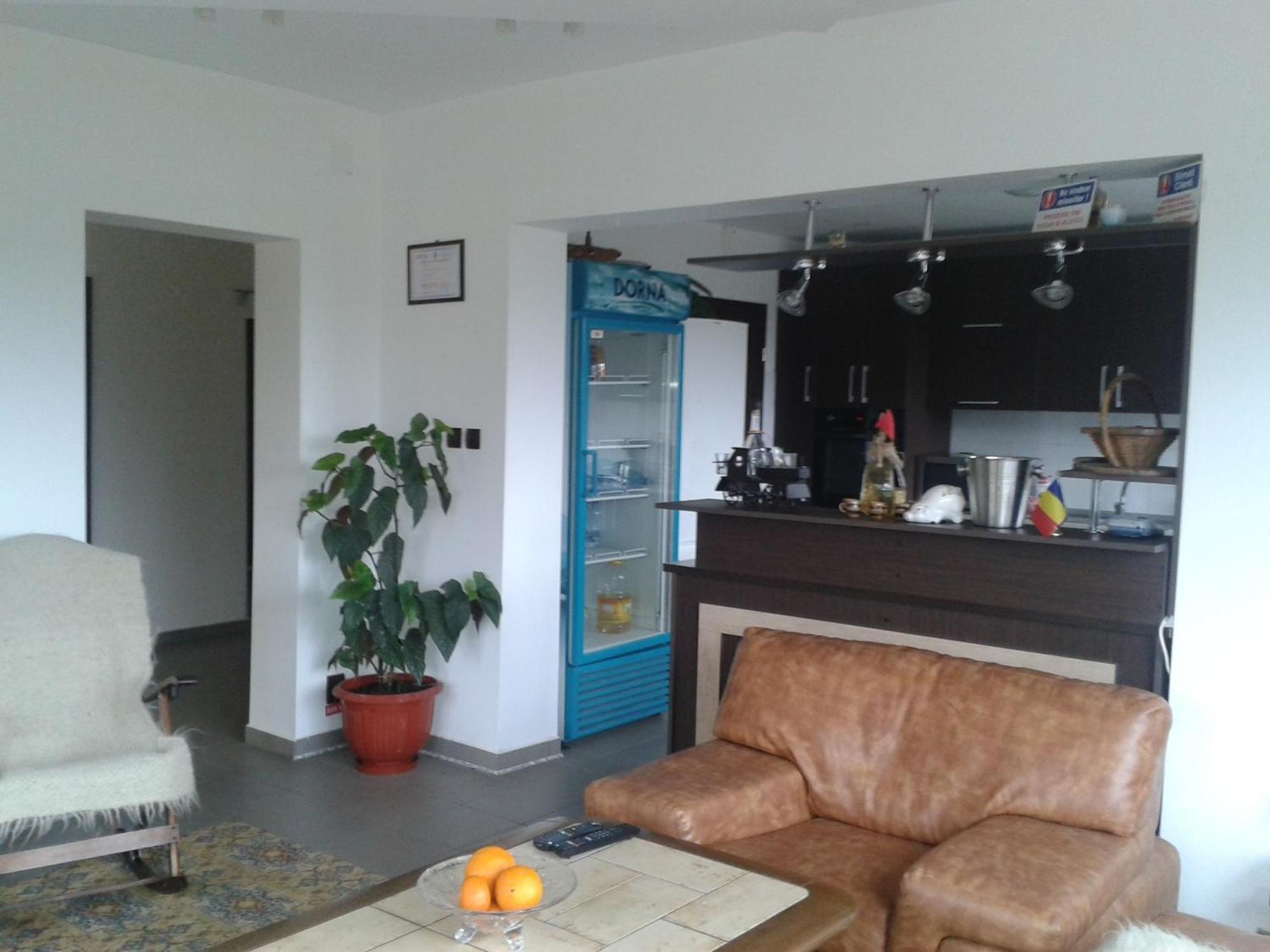 Vila Madudu Vălenii de Munte Exteriör bild