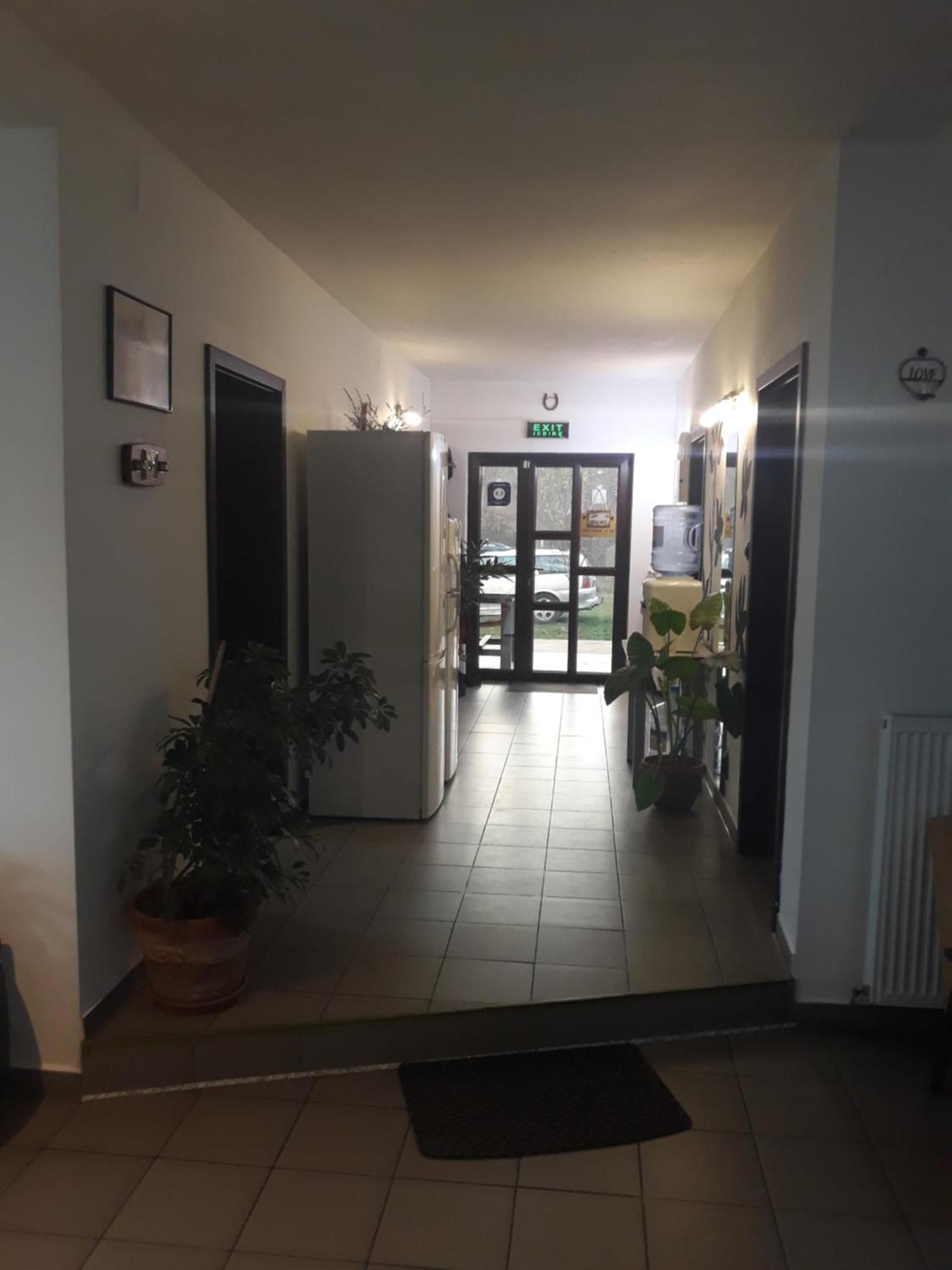 Vila Madudu Vălenii de Munte Exteriör bild